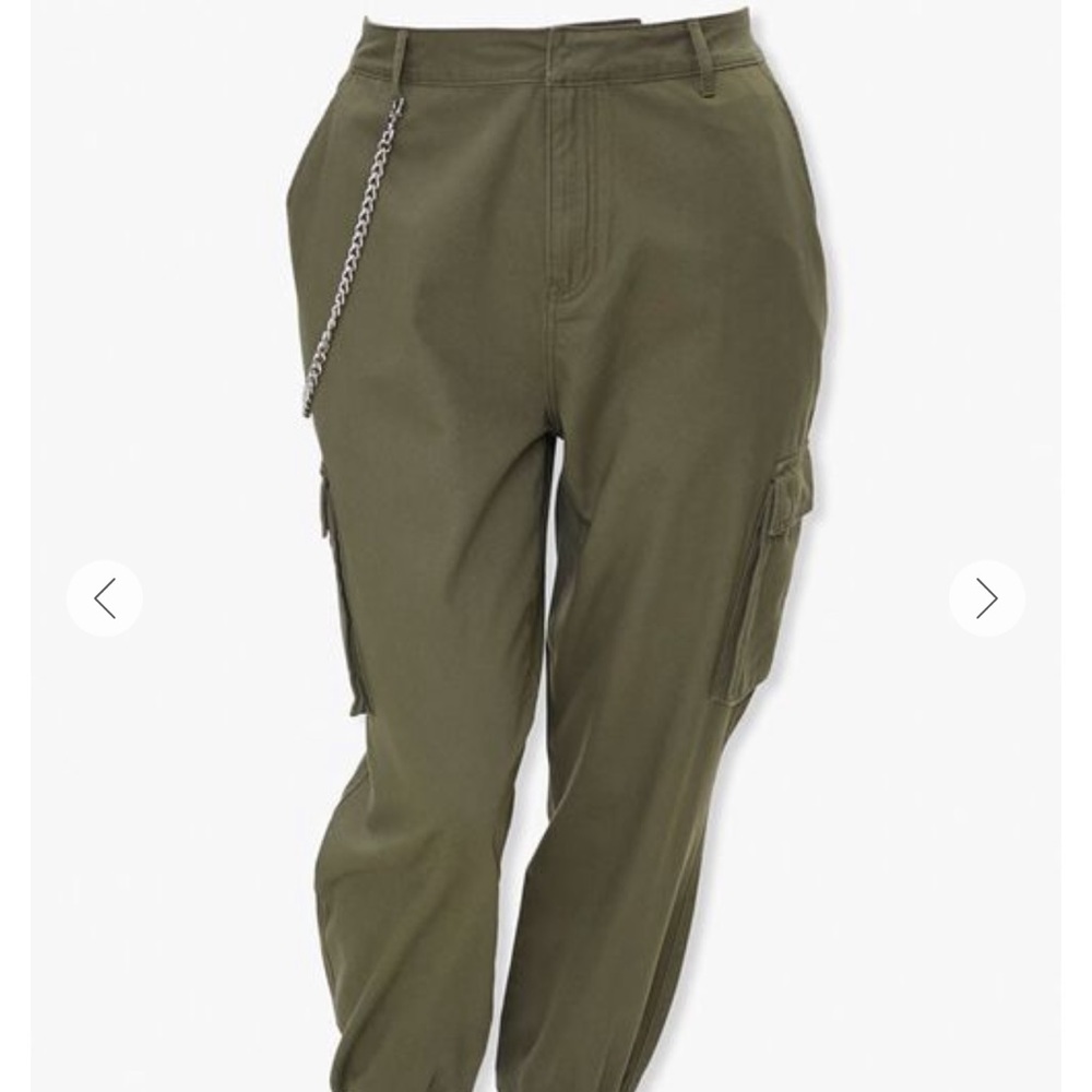 Chain cargo pants